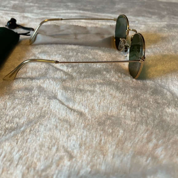 Ray ban sunglasses - Picture 3 of 5